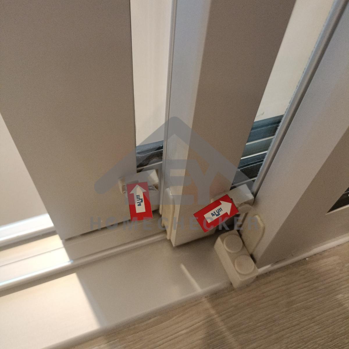 งานห้องโถง ห้องนั่งเล่น