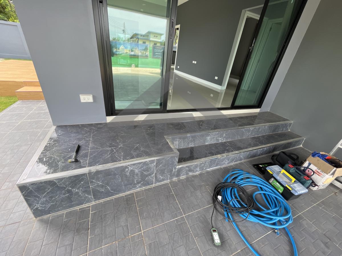 งานภูมิทัศน์และพื้นที่ภายนอกบ้าน