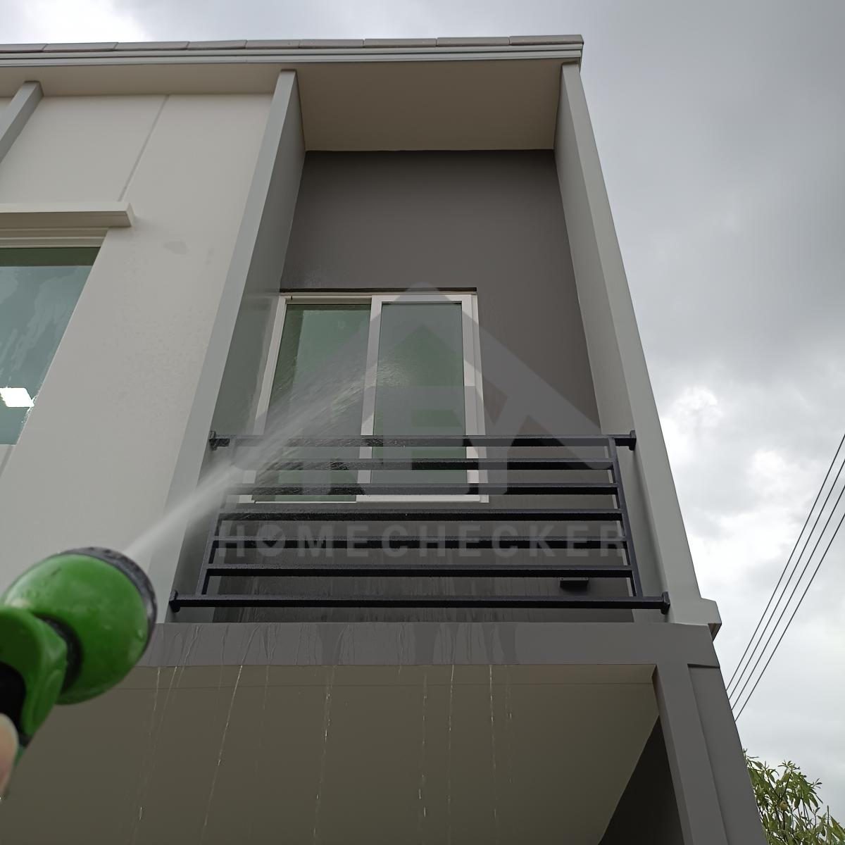 งานเทสน้ำ ประตูหน้าต่าง