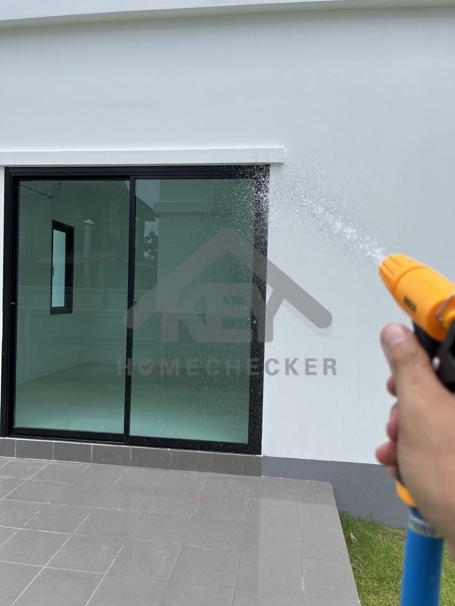 งานเทสน้ำ ประตูหน้าต่าง