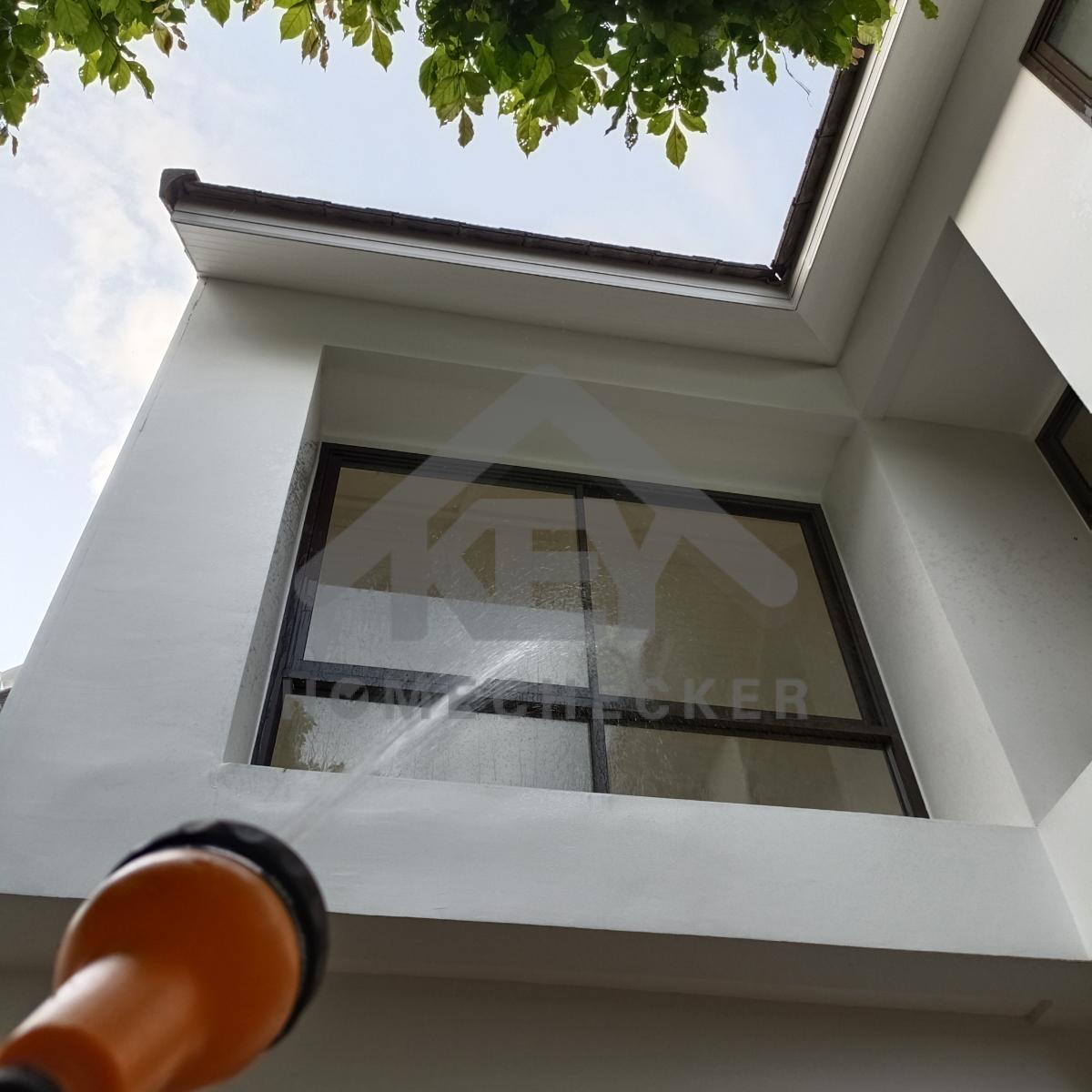 งานเทสน้ำ ประตูหน้าต่าง