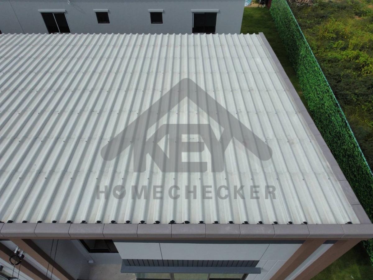 งานตรวจสอบหลังคา