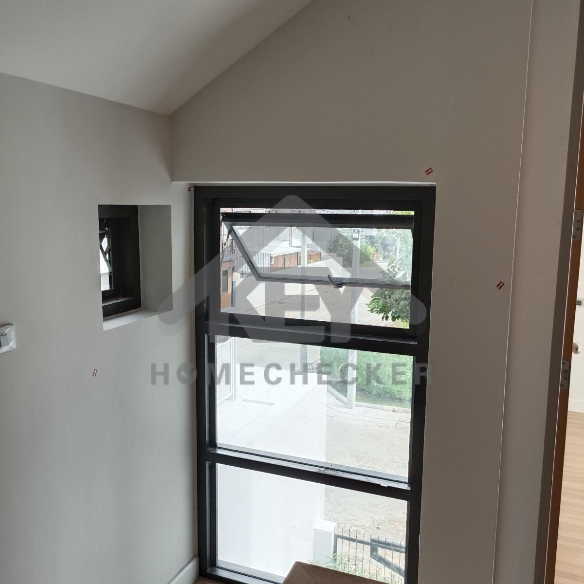 งานชั้นลอย