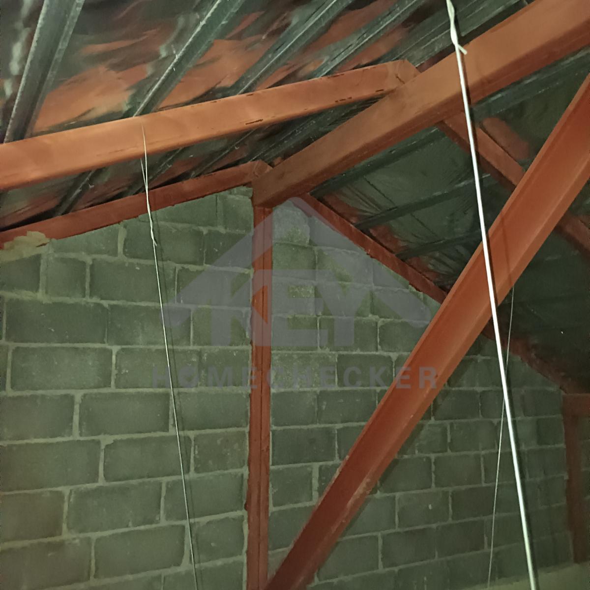 งานตรวจสอบหลังคา