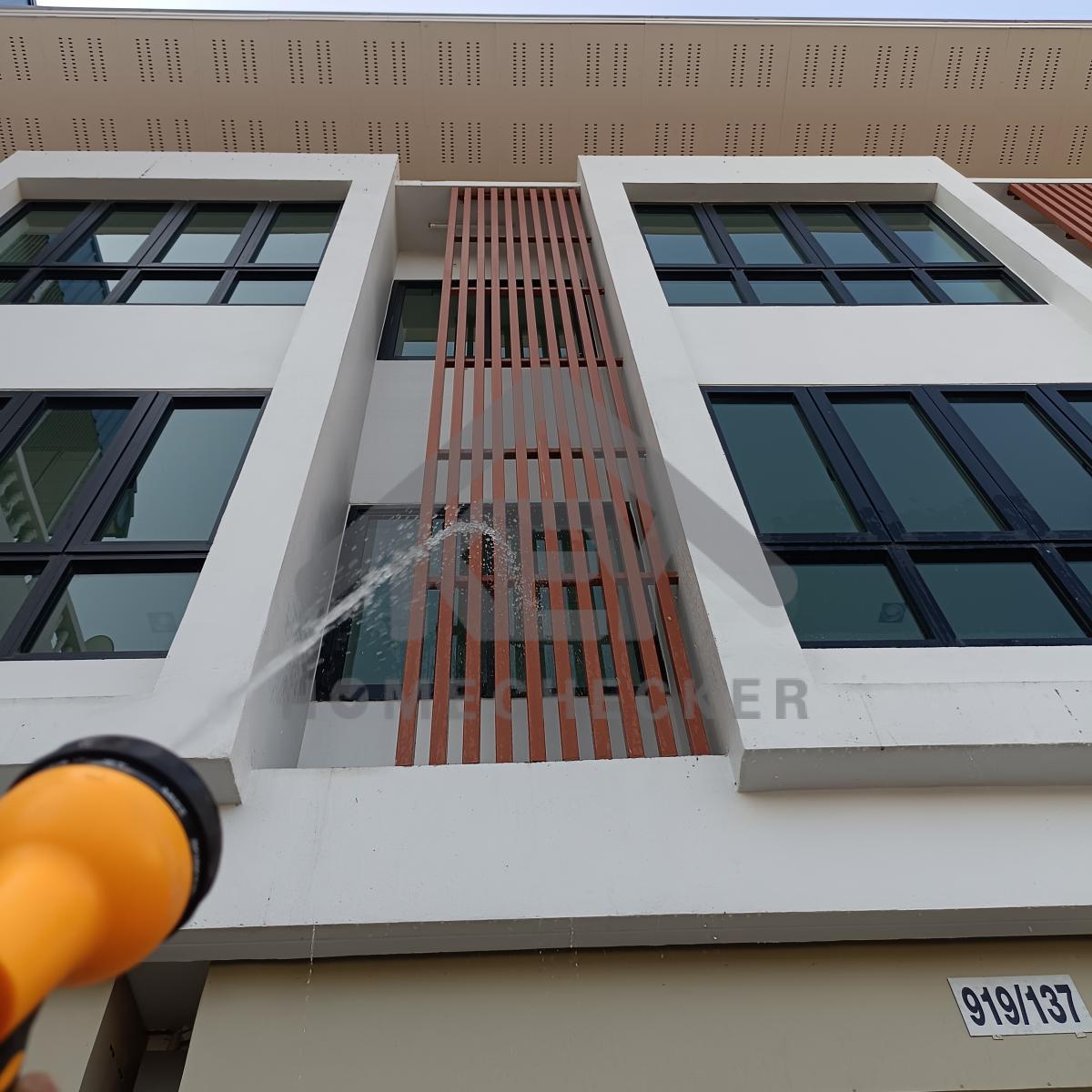 งานเทสน้ำ ประตูหน้าต่าง