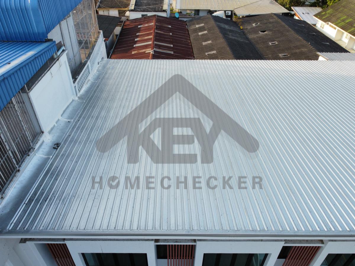 งานตรวจสอบหลังคา