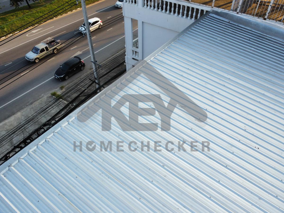 งานตรวจสอบหลังคา