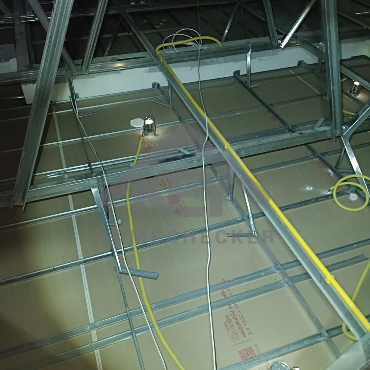 งานตรวจสอบหลังคา