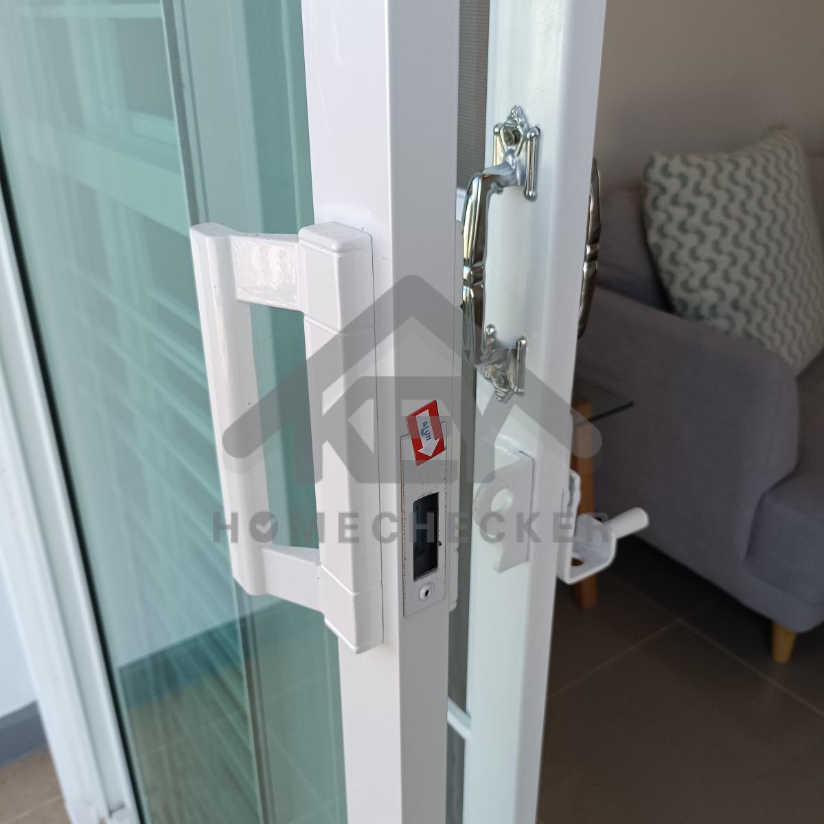 งานห้องโถง ห้องนั่งเล่น