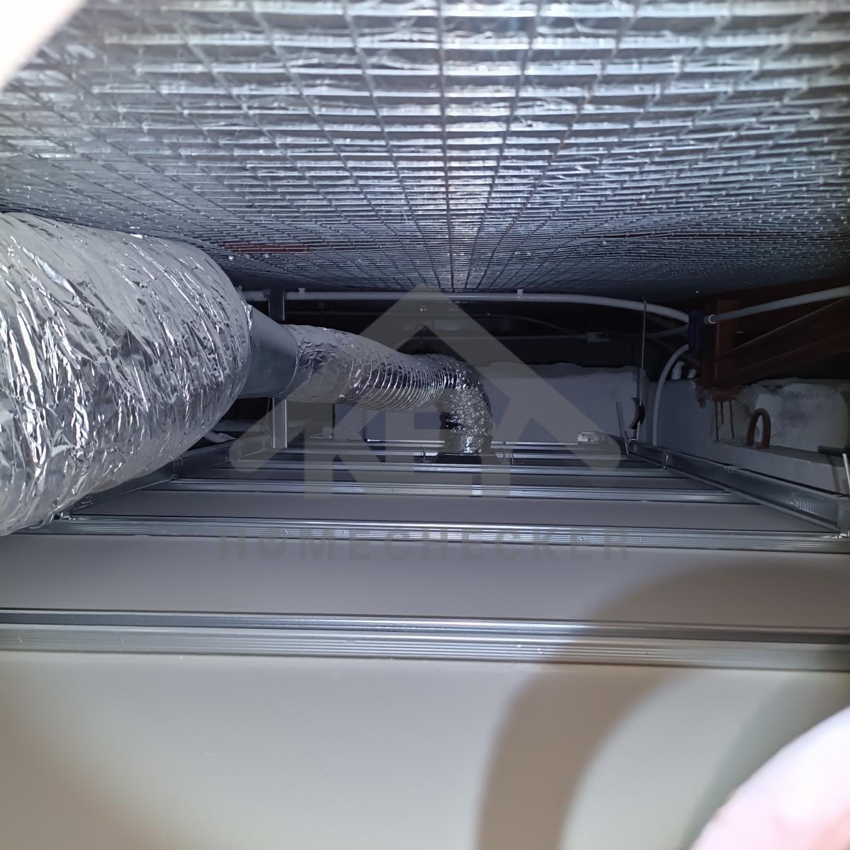 งานตรวจสอบหลังคา