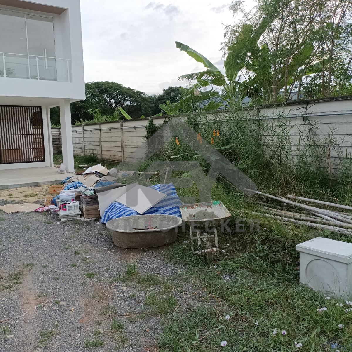 งานภูมิทัศน์และพื้นที่ภายนอกบ้าน