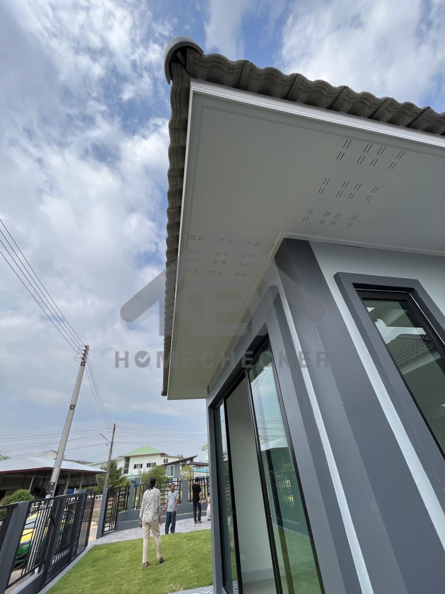 งานฝ้าชายคาและโครงฝ้า