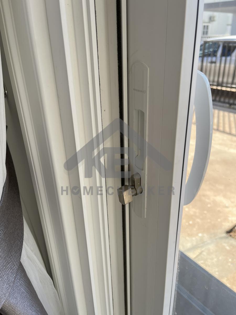 งานห้องโถง ห้องนั่งเล่น