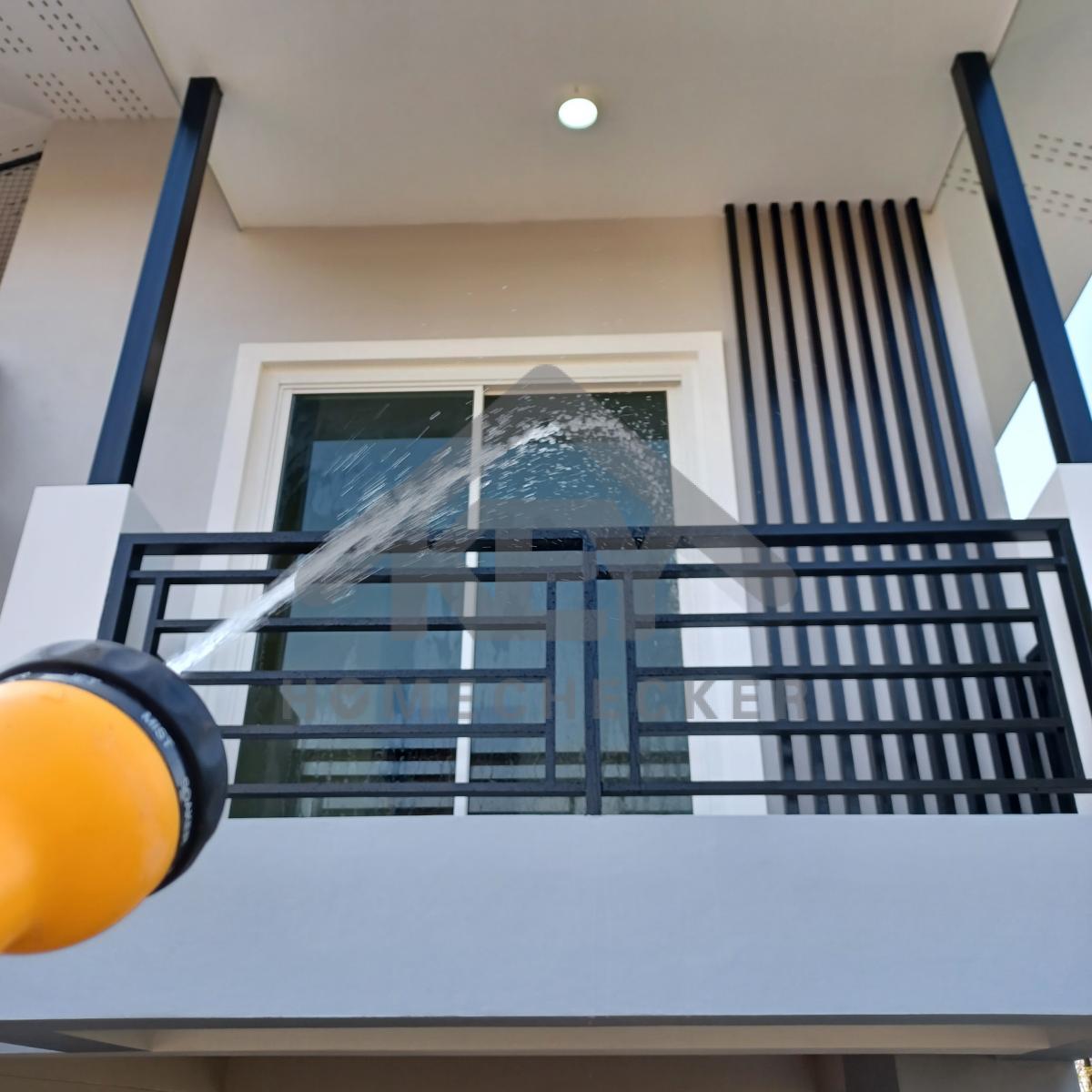 งานเทสน้ำ ประตูหน้าต่าง