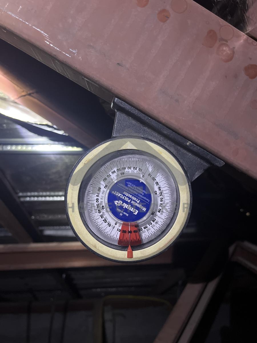 งานตรวจสอบหลังคา