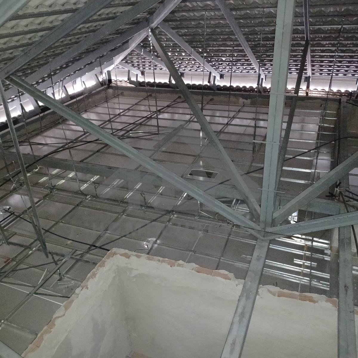 งานตรวจสอบหลังคา