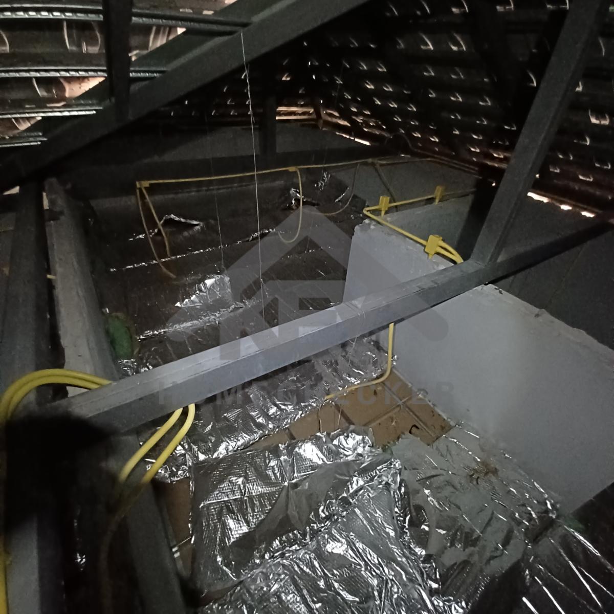 งานตรวจสอบหลังคา