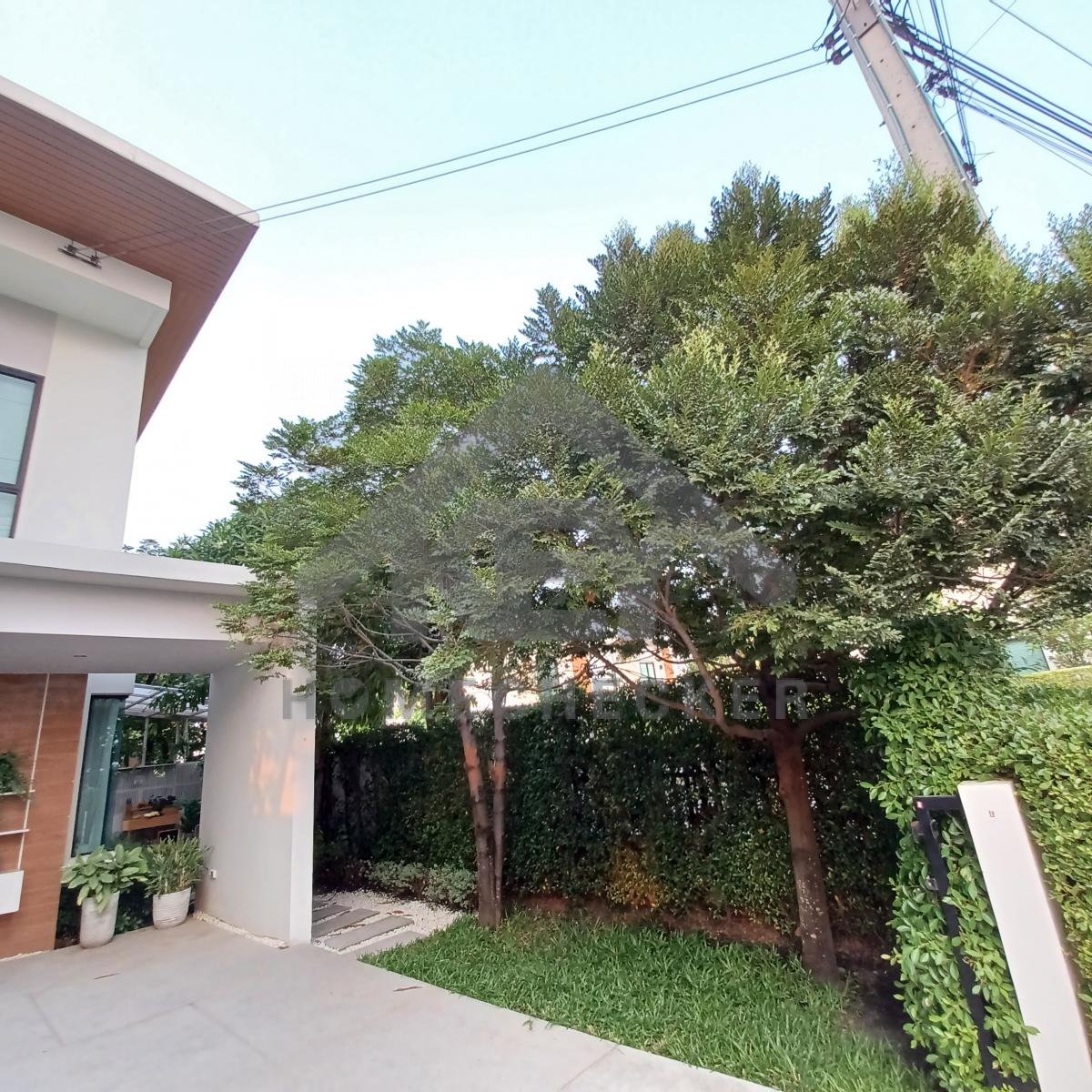 งานภูมิทัศน์และพื้นที่ภายนอกบ้าน