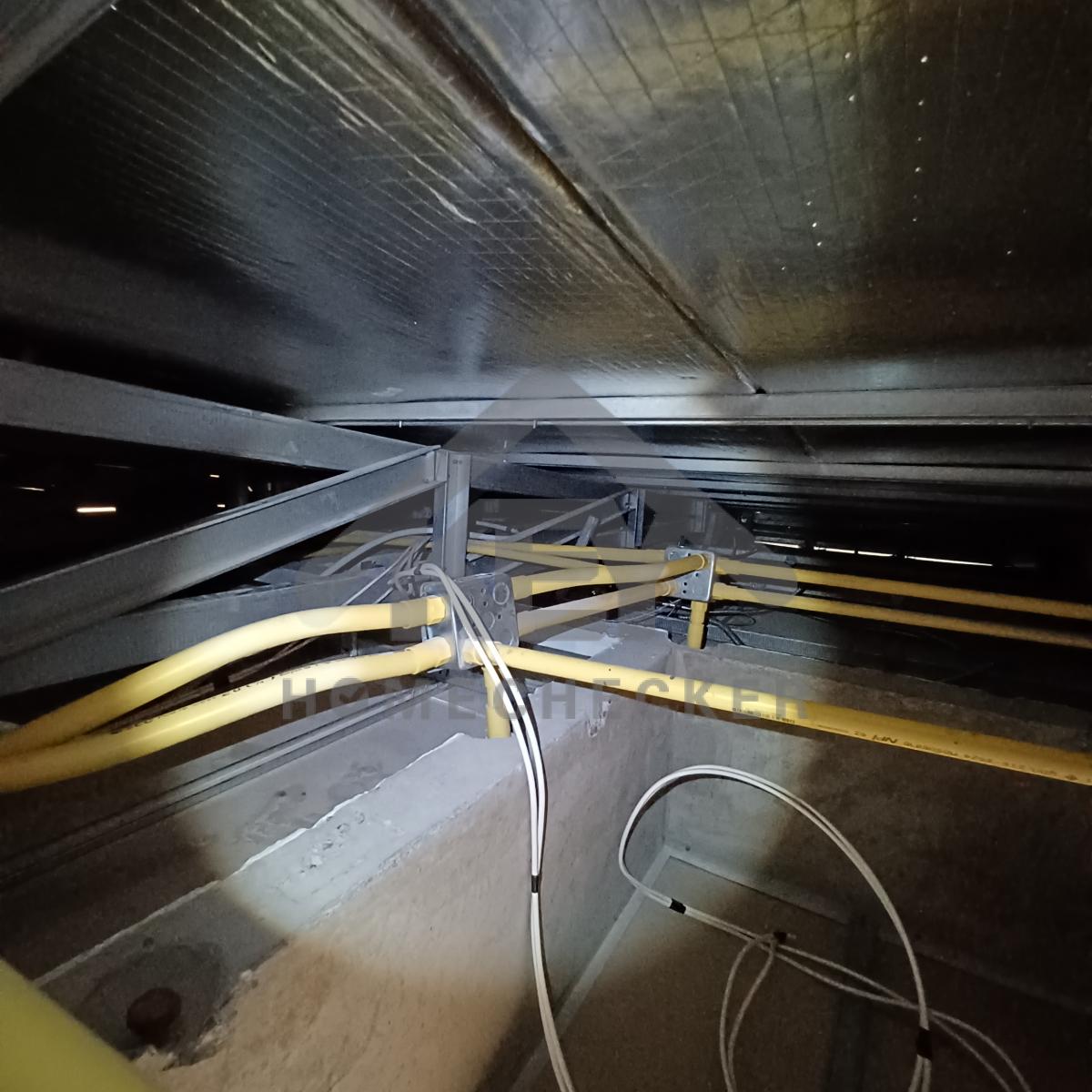 งานตรวจสอบหลังคา