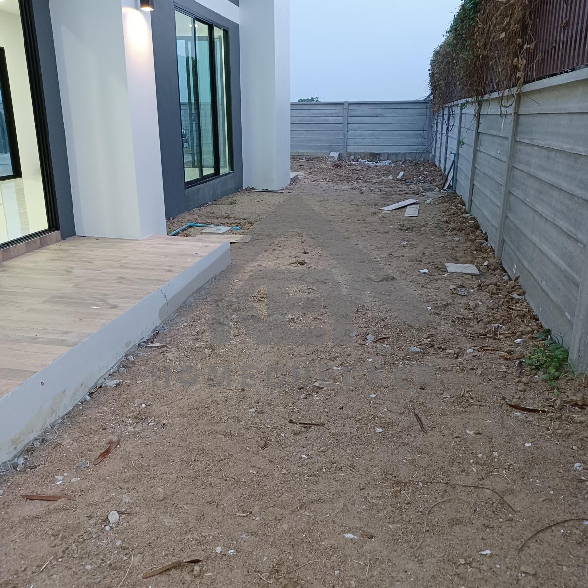 งานภูมิทัศน์และพื้นที่ภายนอกบ้าน