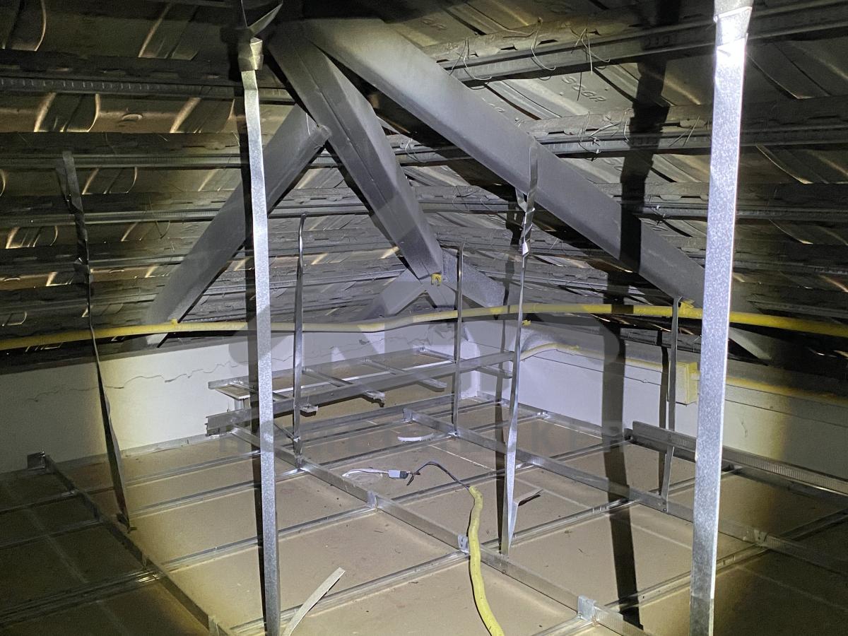 งานฝ้าชายคาและโครงฝ้า