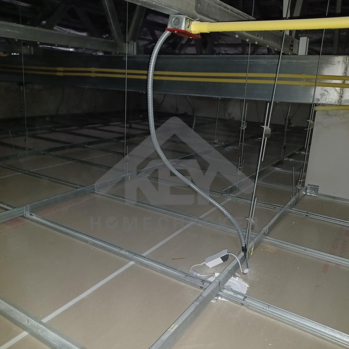 งานตรวจสอบหลังคา