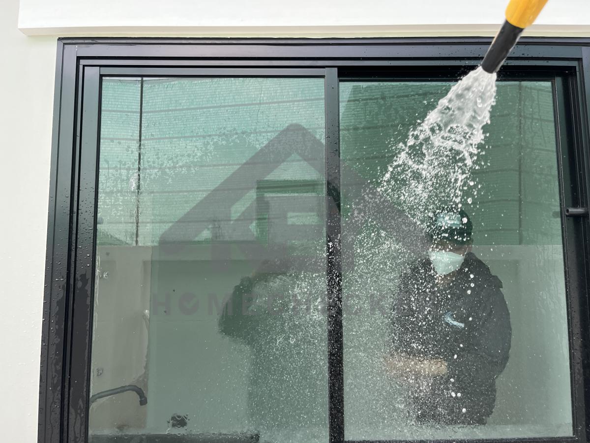 งานเทสน้ำ ประตูหน้าต่าง