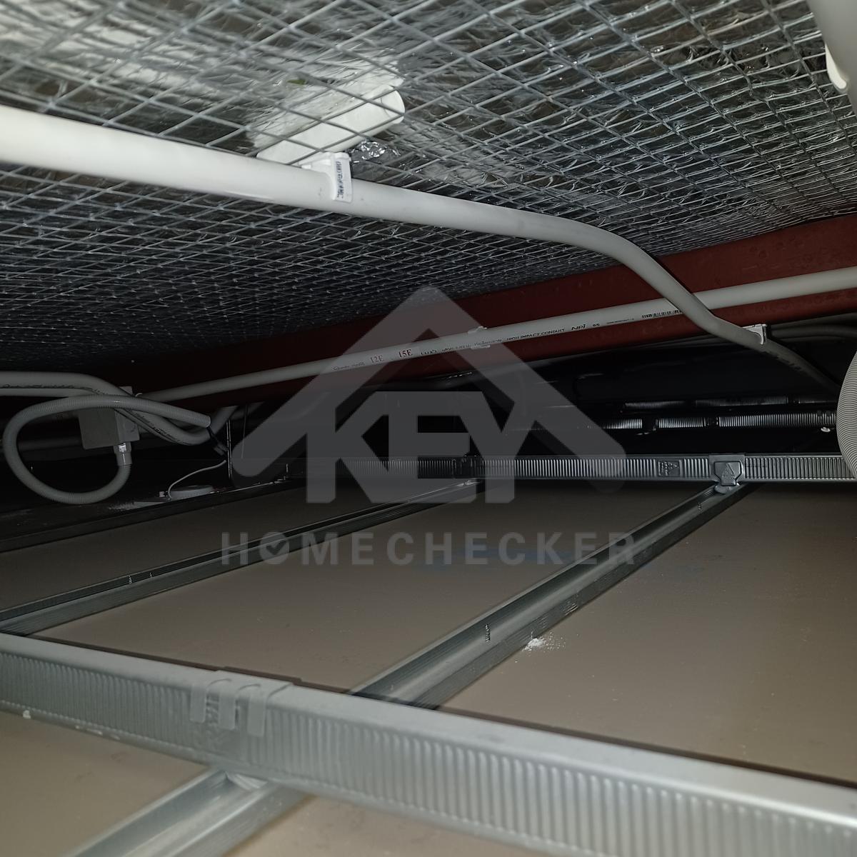 งานตรวจสอบหลังคา