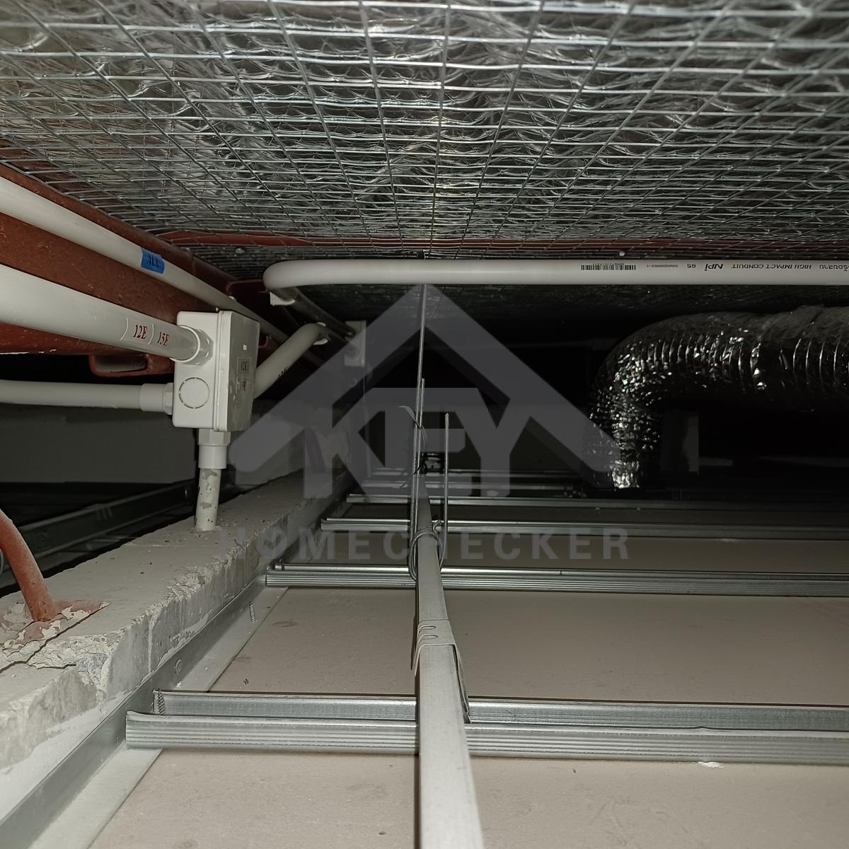 งานตรวจสอบหลังคา