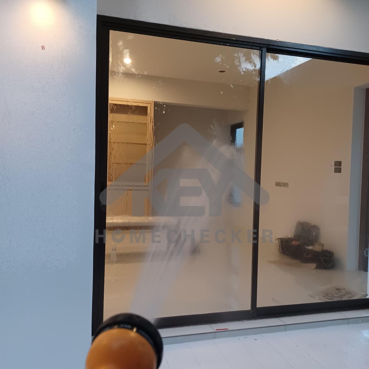 งานเทสน้ำ ประตูหน้าต่าง