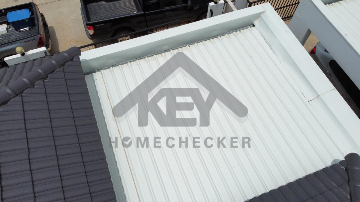 งานตรวจสอบหลังคา