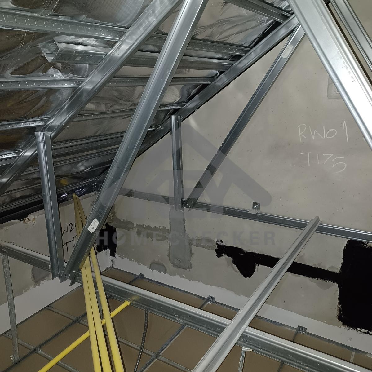 งานตรวจสอบหลังคา