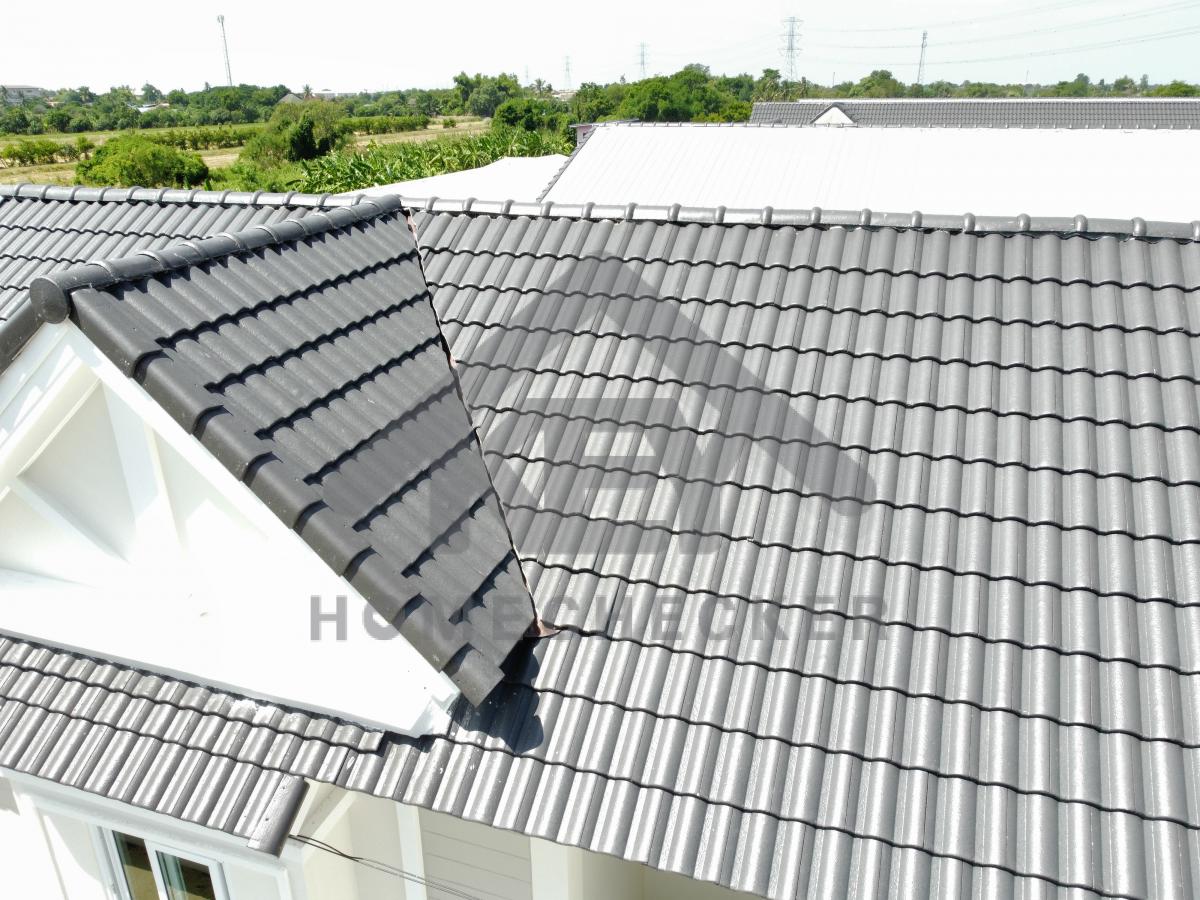 งานตรวจสอบหลังคา