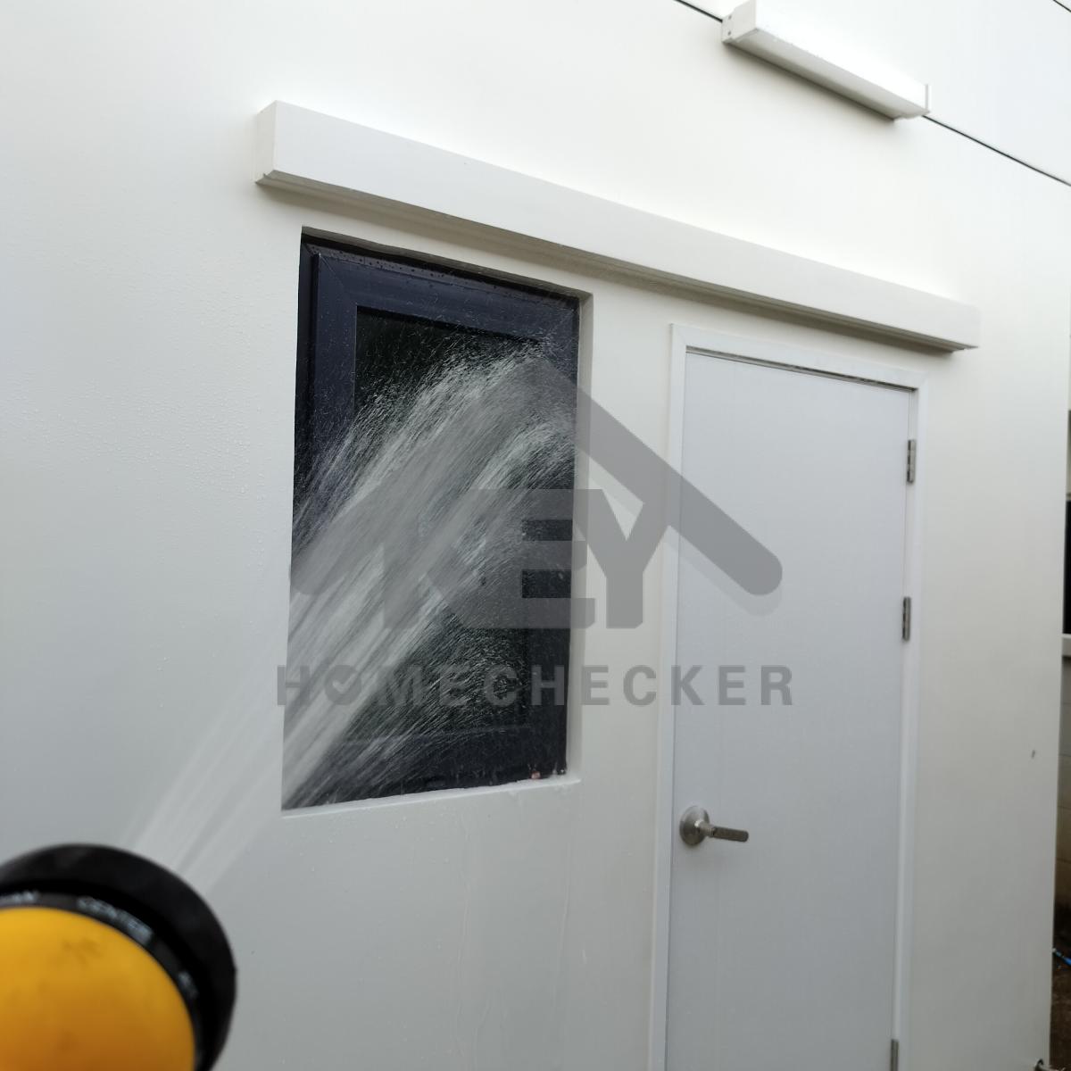 งานเทสน้ำ ประตูหน้าต่าง