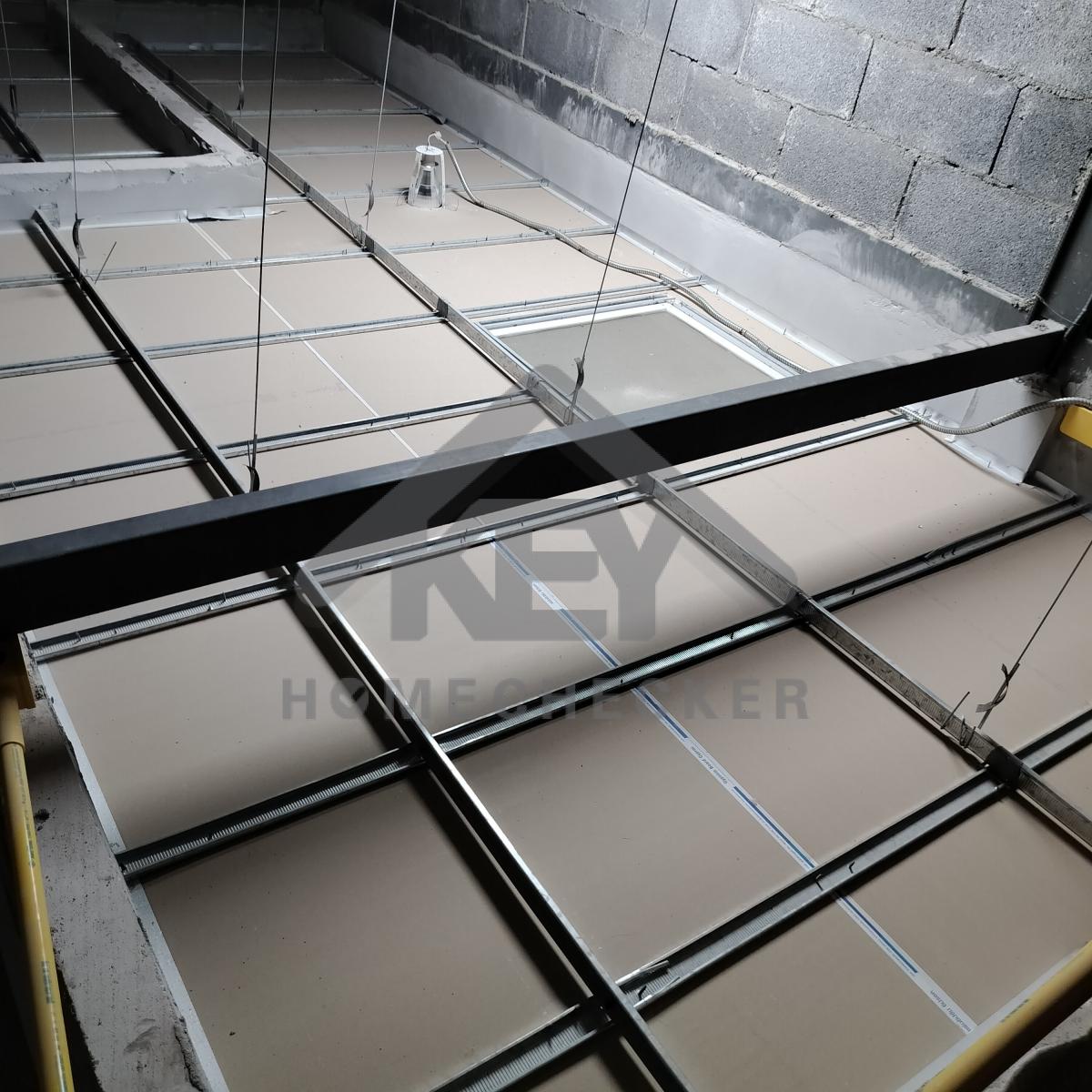 งานตรวจสอบหลังคา