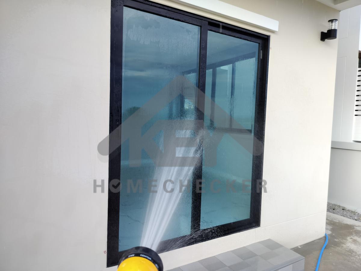 งานเทสน้ำ ประตูหน้าต่าง