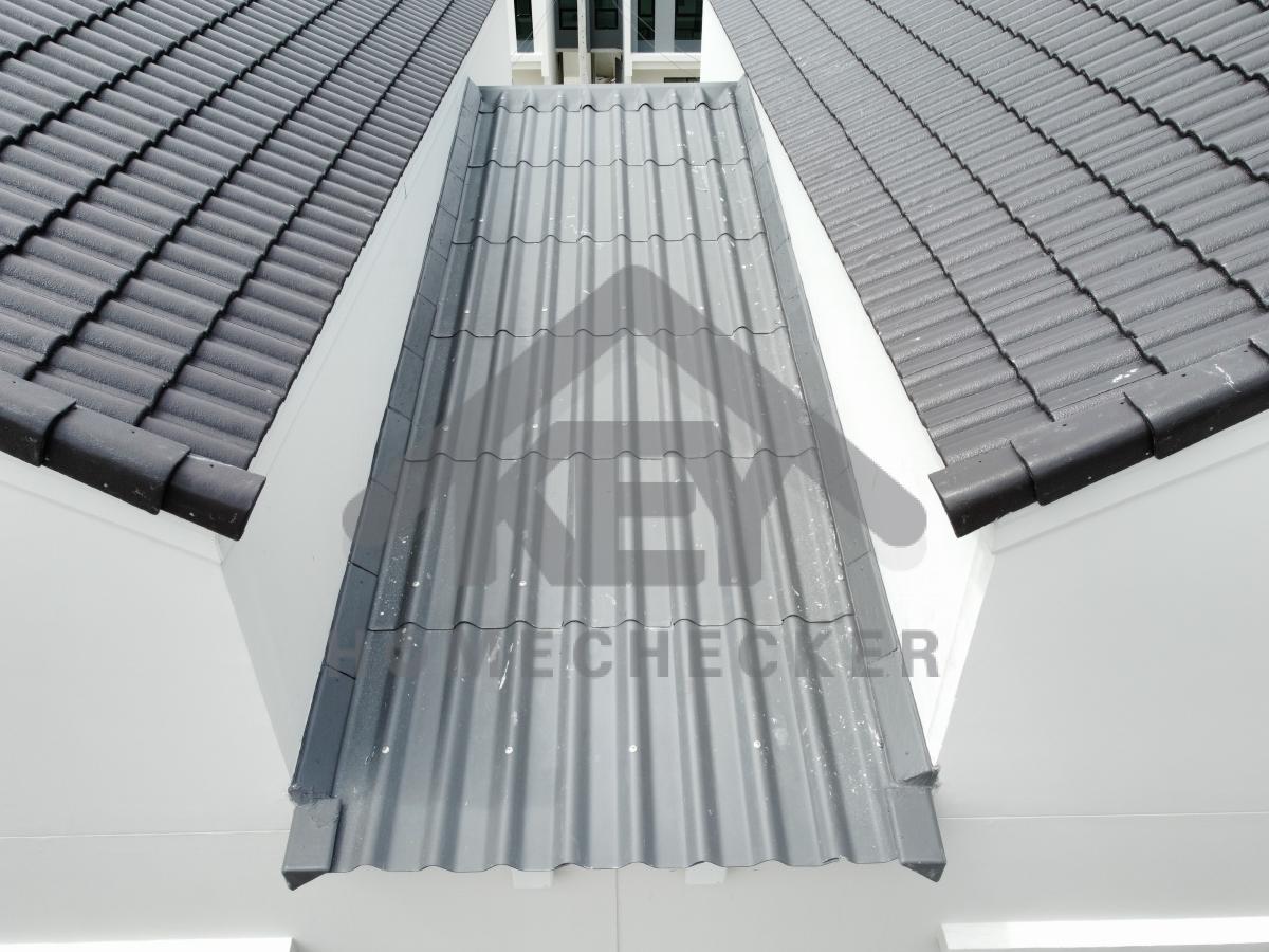 งานตรวจสอบหลังคา