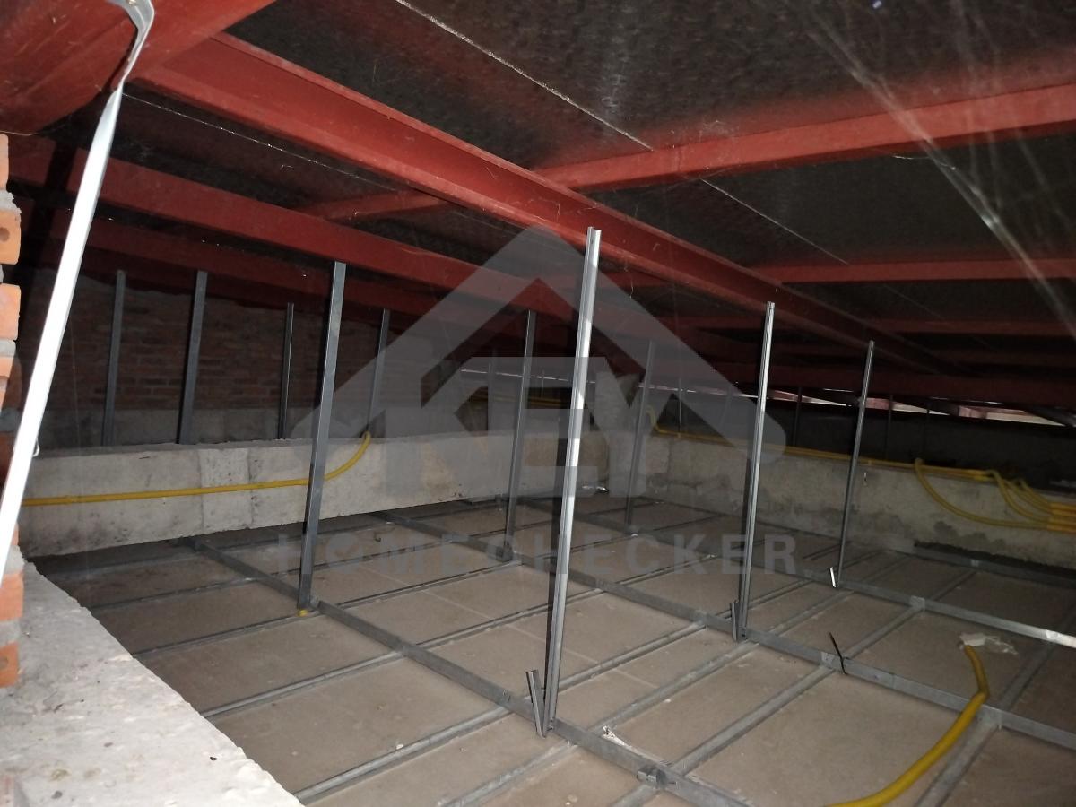 งานตรวจสอบหลังคา