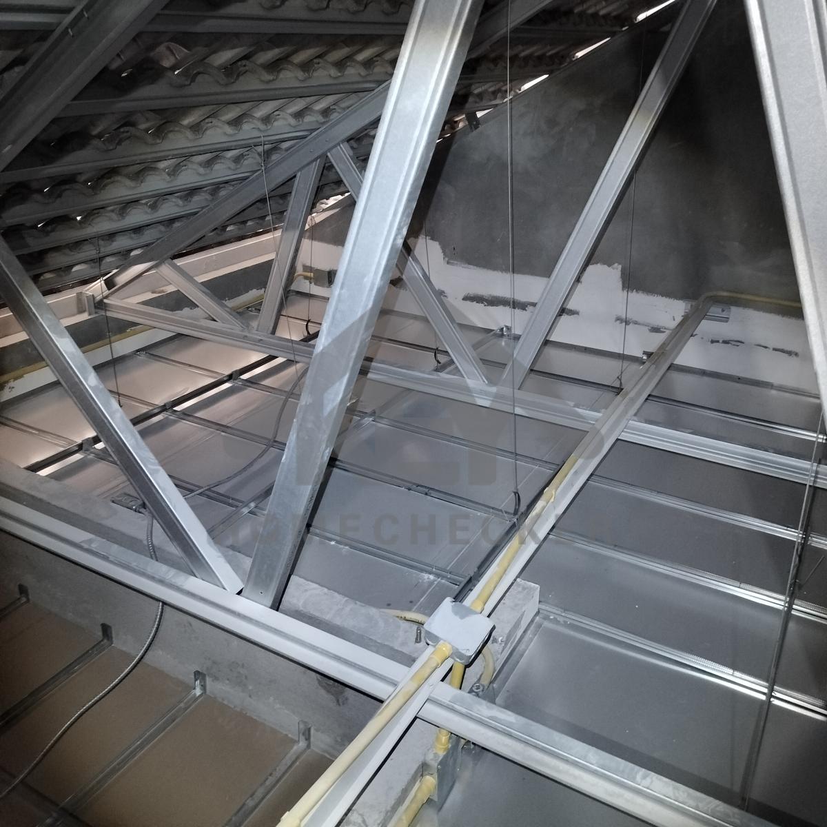 งานตรวจสอบหลังคา