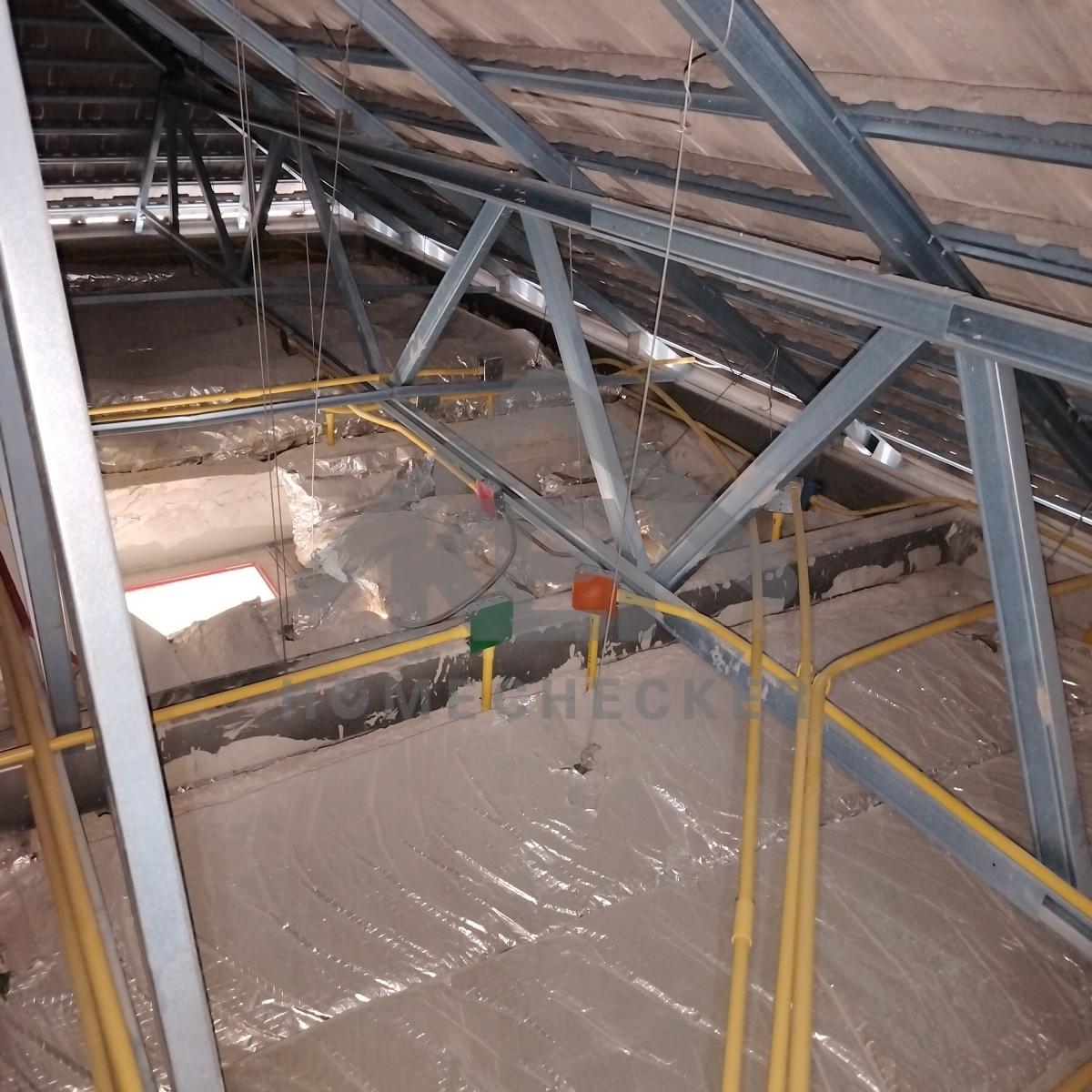 งานตรวจสอบหลังคา