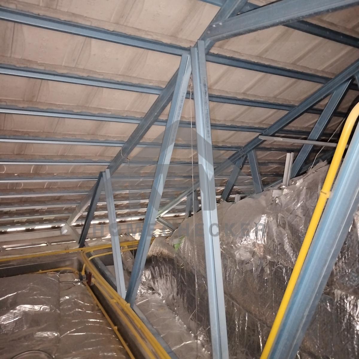 งานตรวจสอบหลังคา