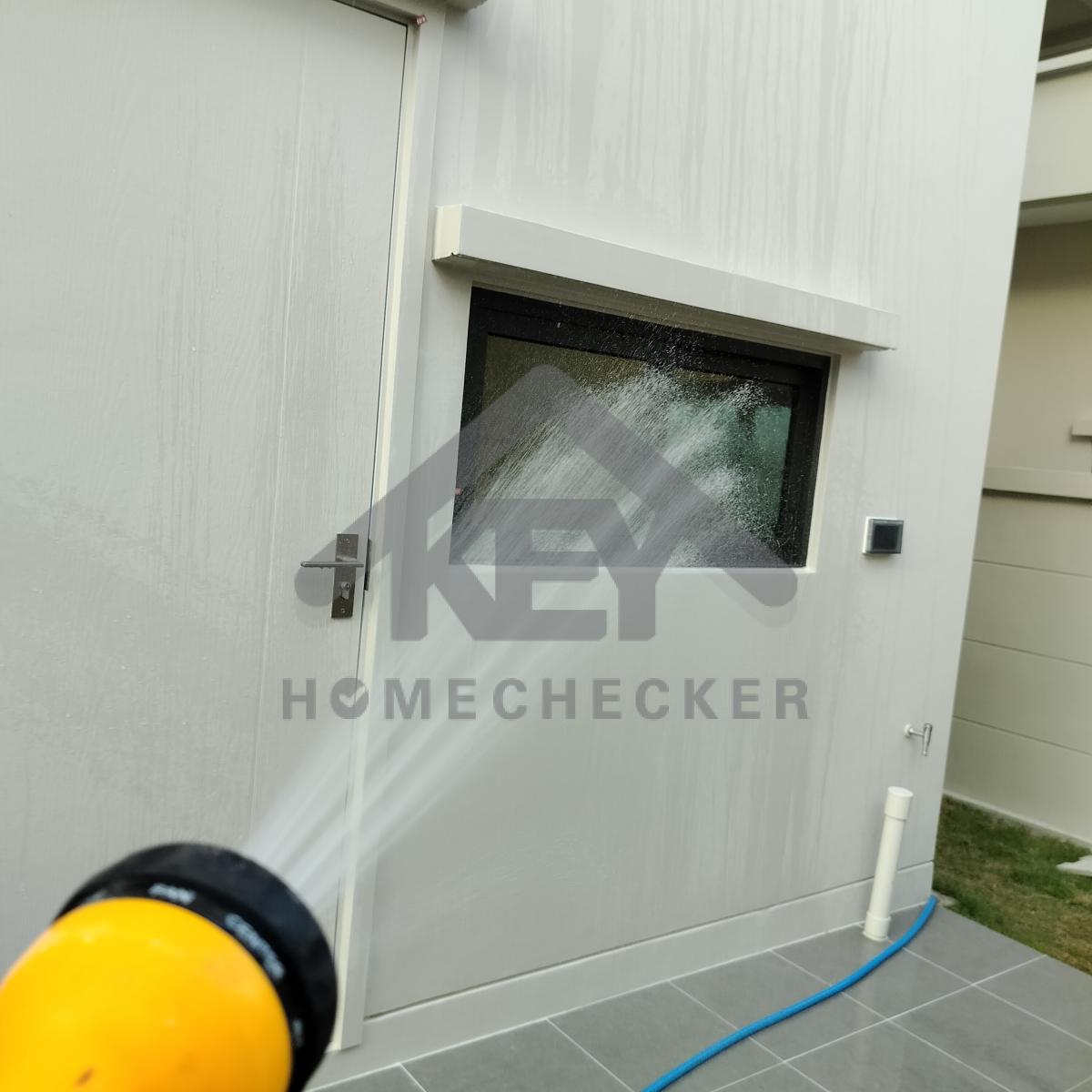 งานเทสน้ำ ประตูหน้าต่าง