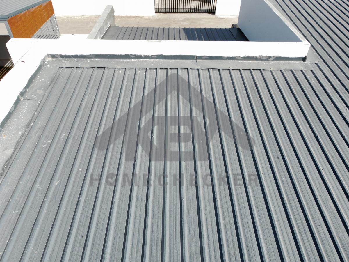 งานตรวจสอบหลังคา