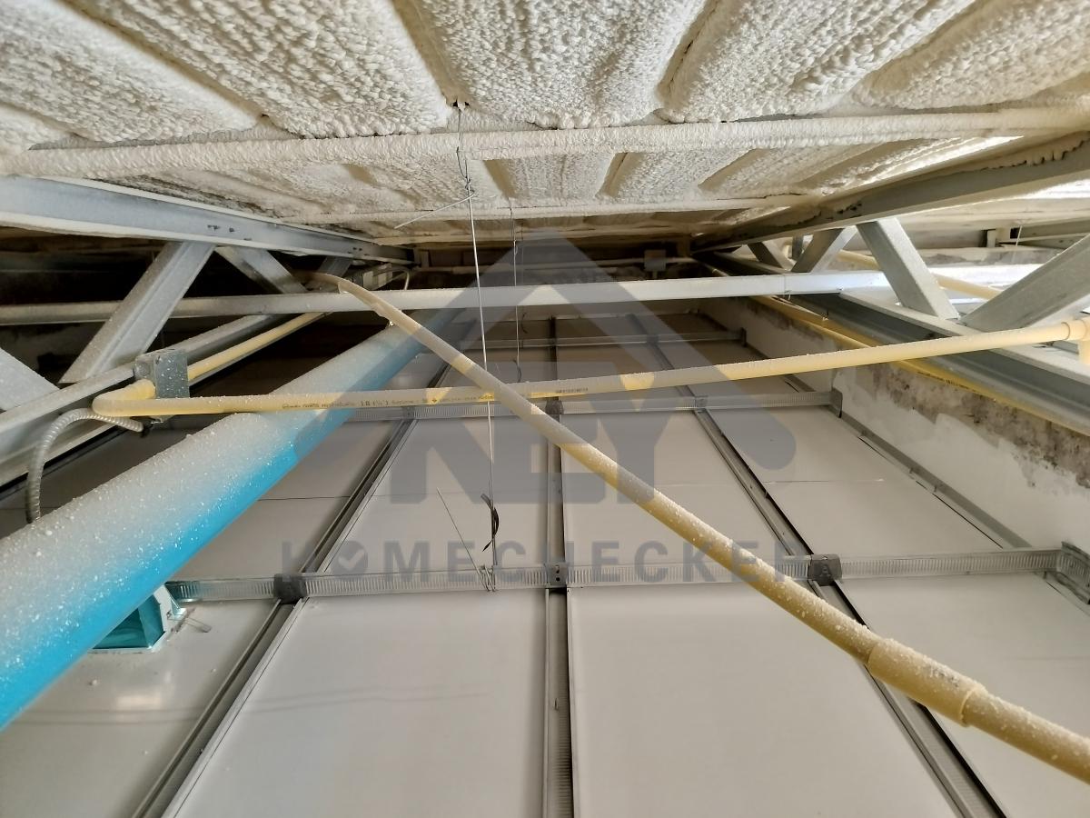 งานตรวจสอบหลังคา