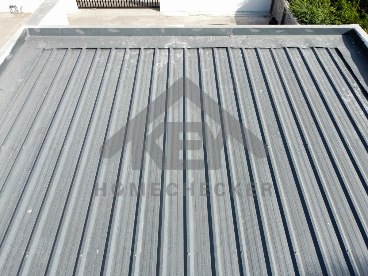 งานตรวจสอบหลังคา