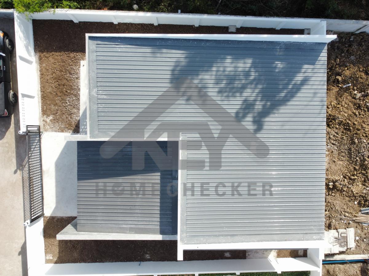 งานตรวจสอบหลังคา