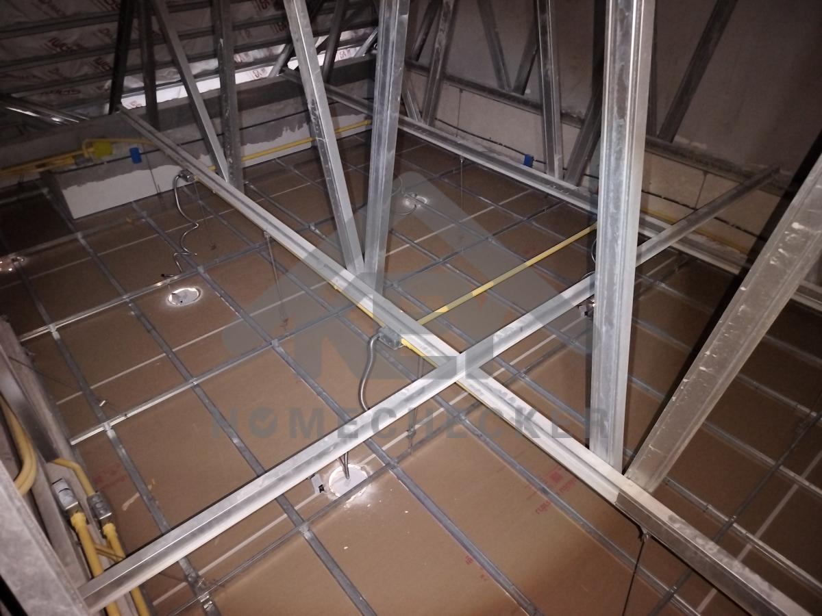 งานตรวจสอบหลังคา