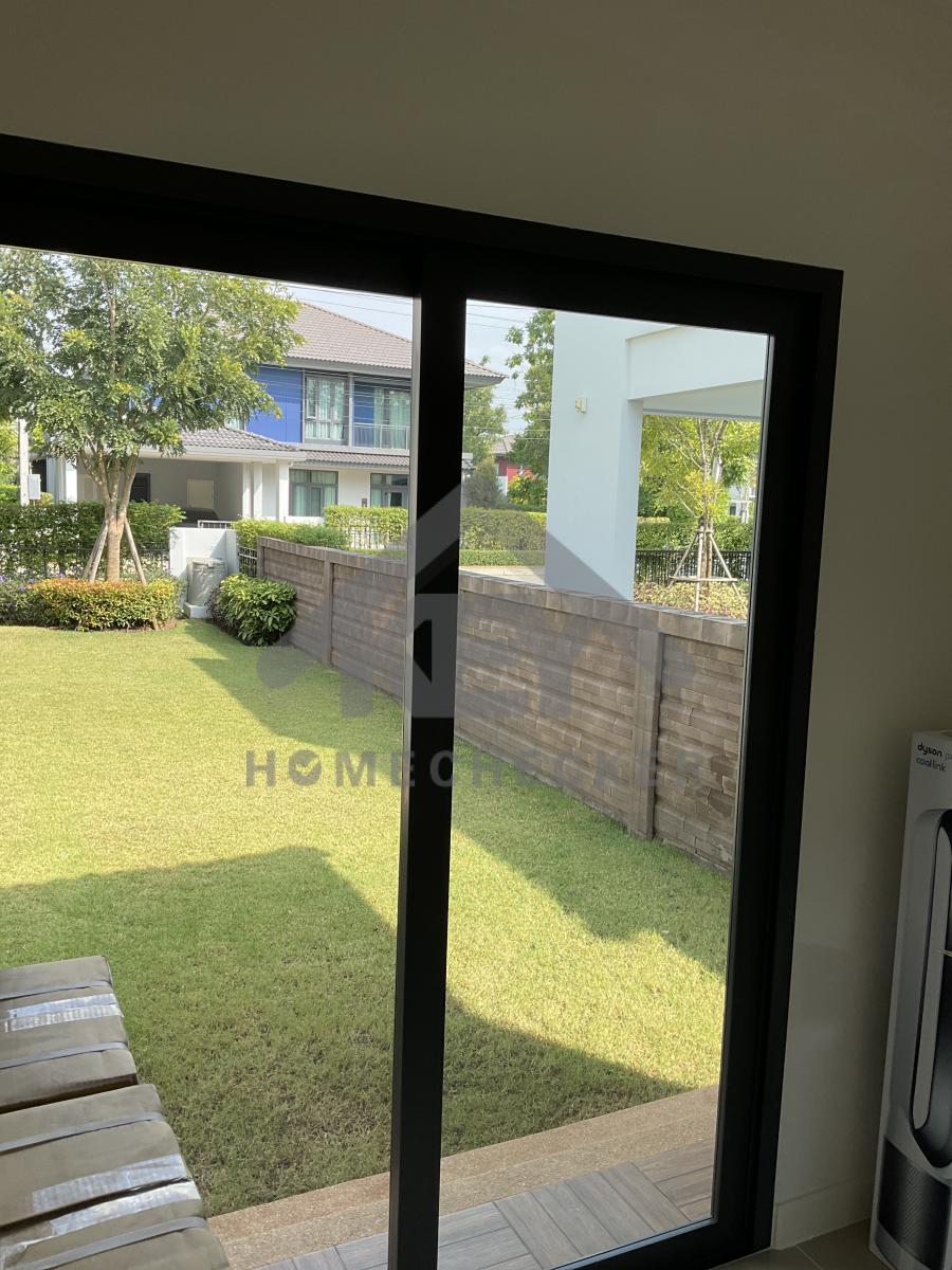 งานห้องโถง ห้องนั่งเล่น