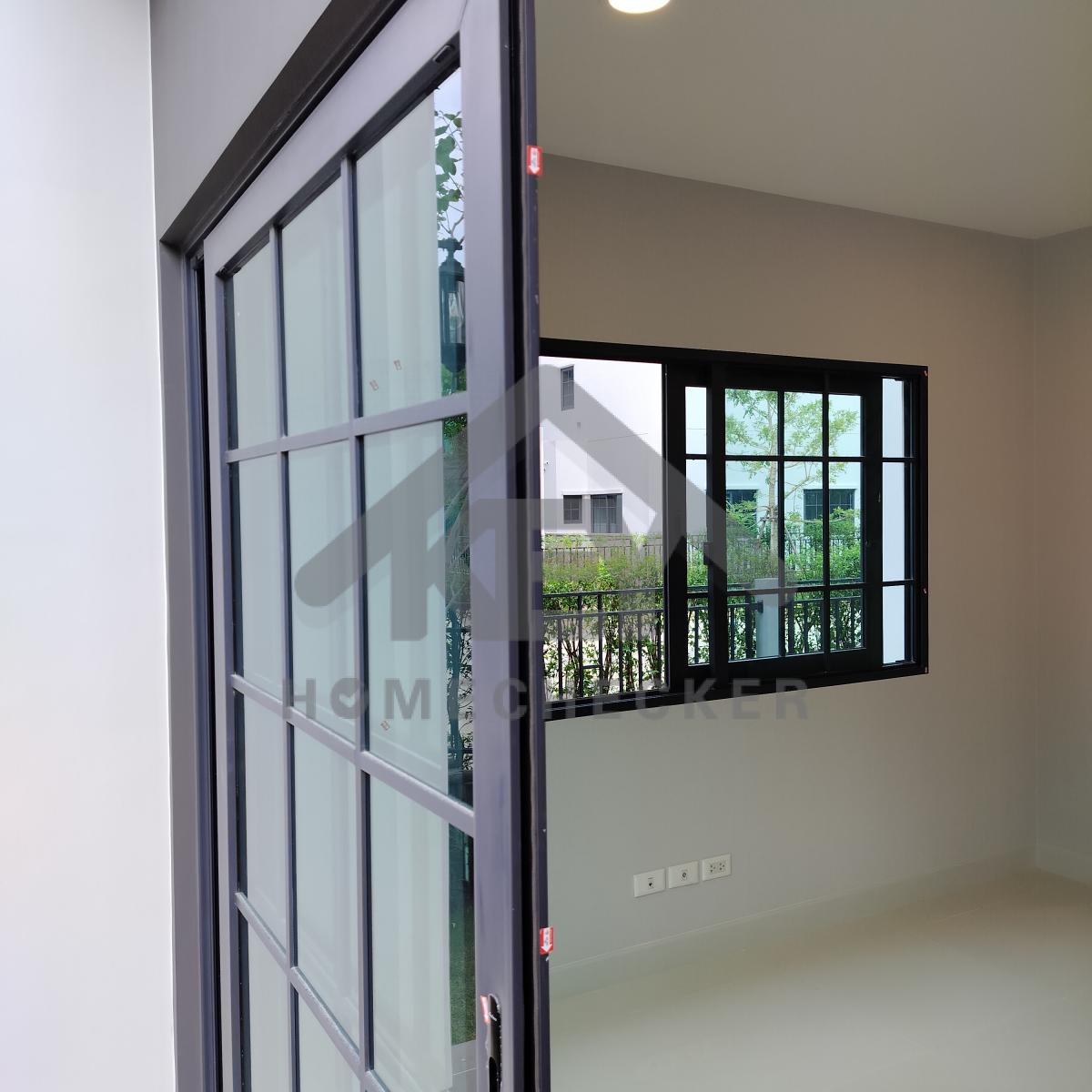 งานห้องโถง ห้องนั่งเล่น