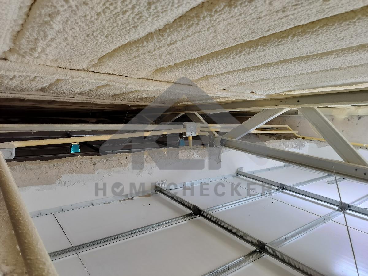 งานตรวจสอบหลังคา